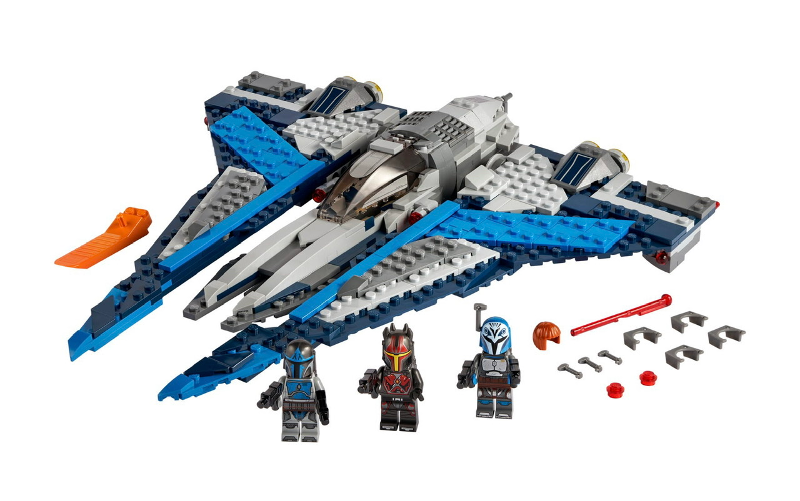 LEGO 75316 Mandalorian Starfighter - side view with adjustable wings and stud shooters